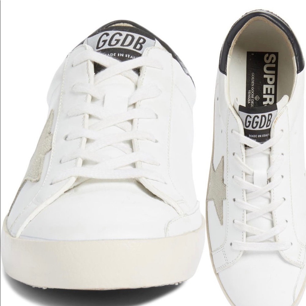 Golden Goose Low Top Sneaker - Picture 3 of 11